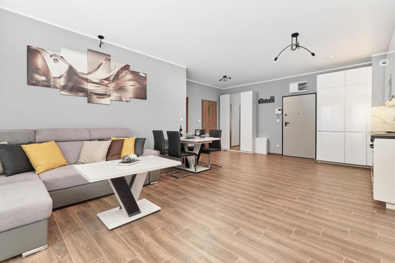 Apartments Wroclaw Jana Pawla II With Free Parking Wroclaw By Noclegi Renters 外观 照片