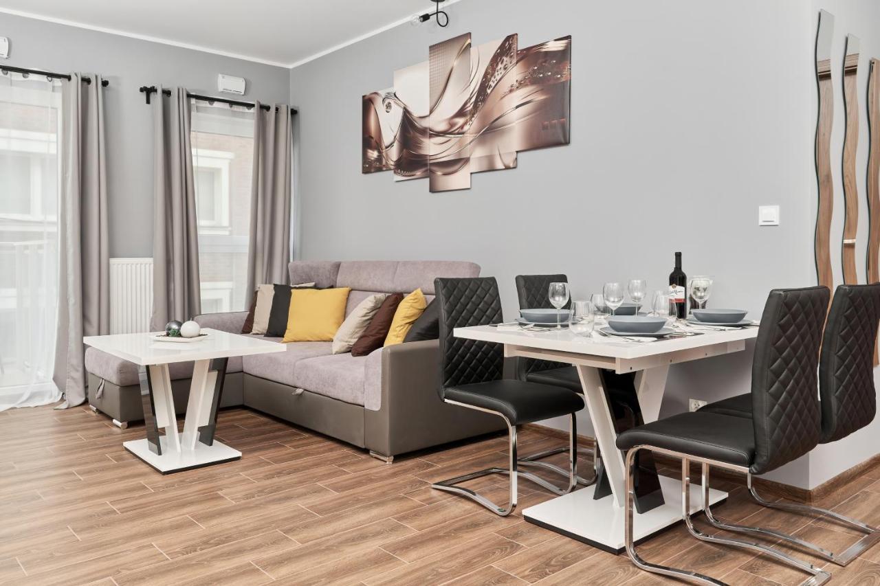 Apartments Wroclaw Jana Pawla II With Free Parking Wroclaw By Noclegi Renters 外观 照片