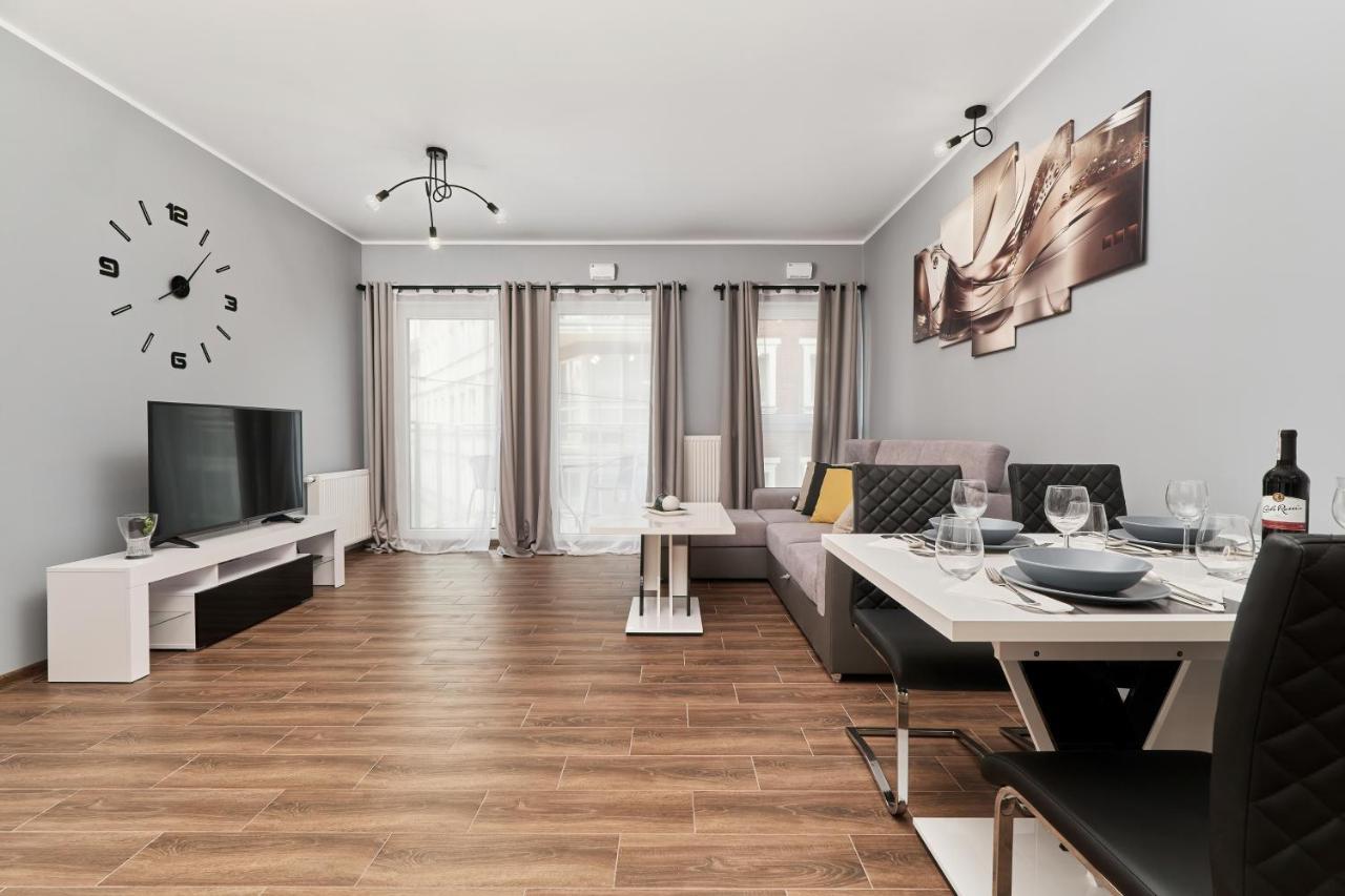 Apartments Wroclaw Jana Pawla II With Free Parking Wroclaw By Noclegi Renters 外观 照片
