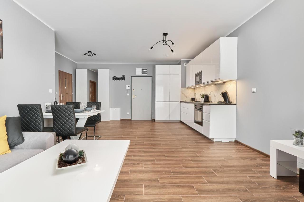 Apartments Wroclaw Jana Pawla II With Free Parking Wroclaw By Noclegi Renters 外观 照片