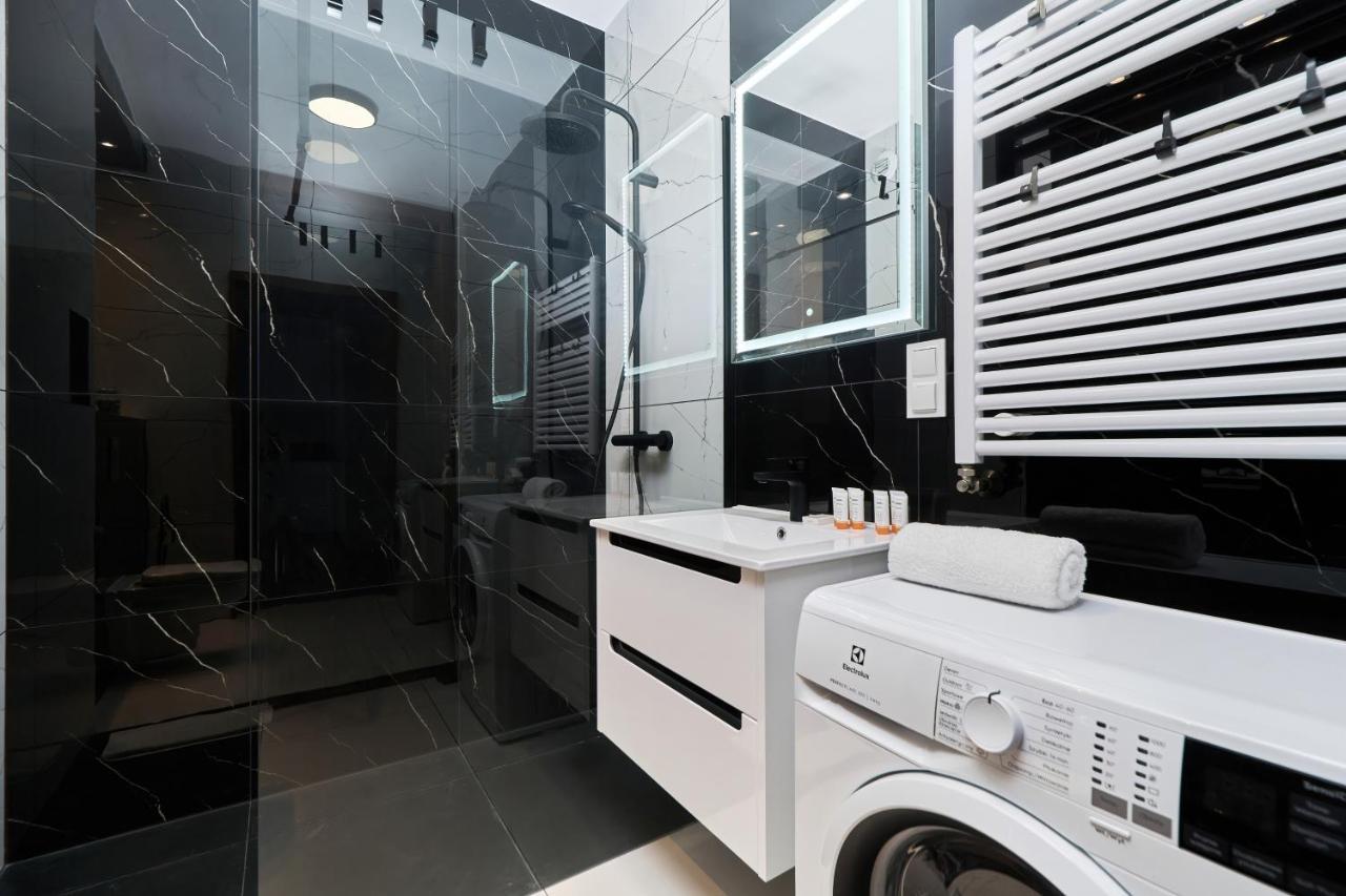 Apartments Wroclaw Jana Pawla II With Free Parking Wroclaw By Noclegi Renters 外观 照片
