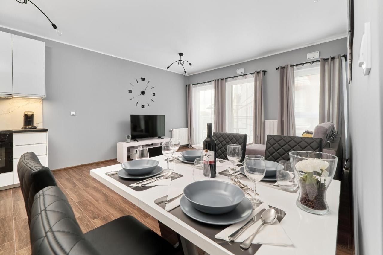 Apartments Wroclaw Jana Pawla II With Free Parking Wroclaw By Noclegi Renters 外观 照片